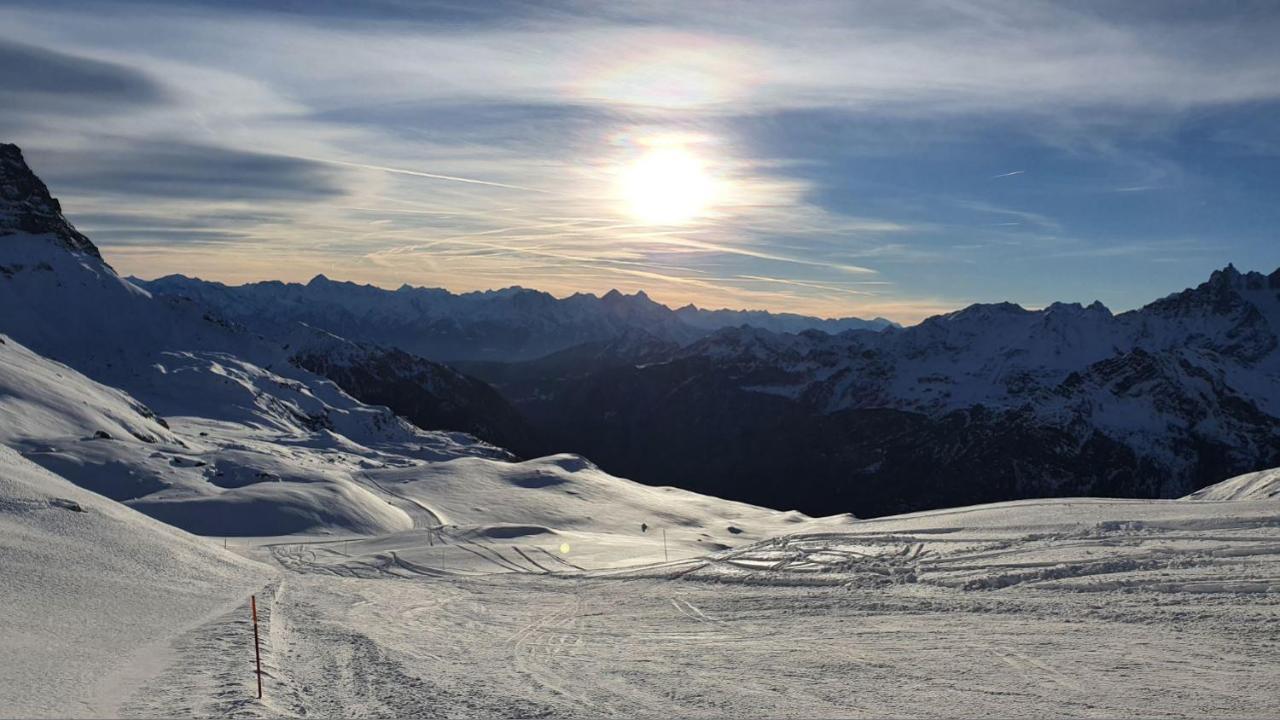 Le Petit Refuge Cervinia Apartment Бройл-Червиня Екстериор снимка