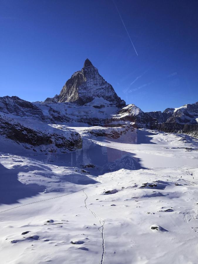 Le Petit Refuge Cervinia Apartment Бройл-Червиня Екстериор снимка