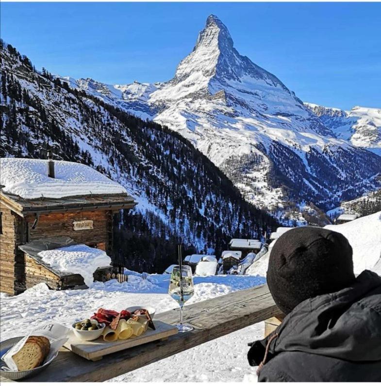 Le Petit Refuge Cervinia Apartment Бройл-Червиня Екстериор снимка